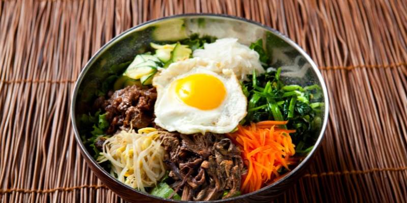 Những khi bận ôn thi, tôi thường ăn cơm trộn